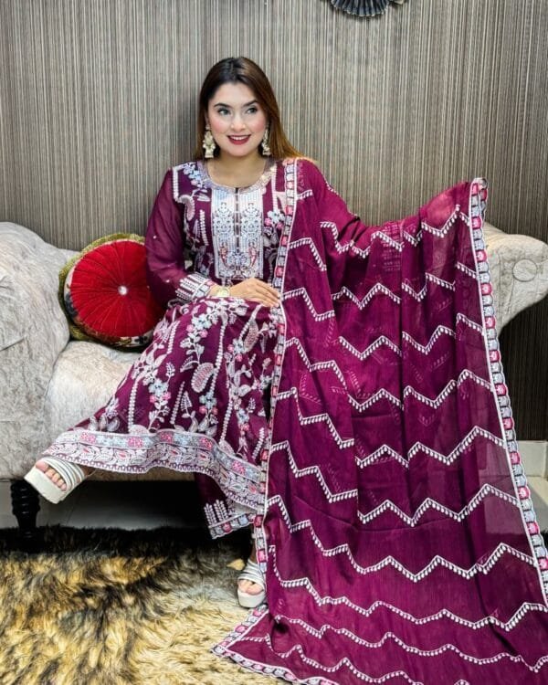 Luxury Chiffon Inspired By Pakistan Code LC113 - Image 3